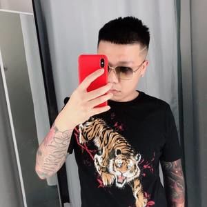 Meet your Posher, Dicky